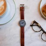 Pebble brings its round-faced smartwatch back from the dead Pebble brings its round-faced smartwatch back from the dead