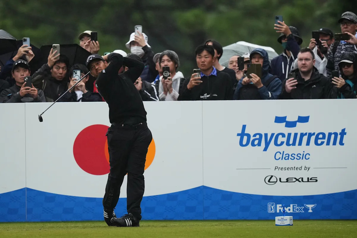 Schauffele and Greyserman atop the leaderboard after three rounds of Japan PGA tournament Schauffele and Greyserman atop the leaderboard after three rounds of Japan PGA tournament