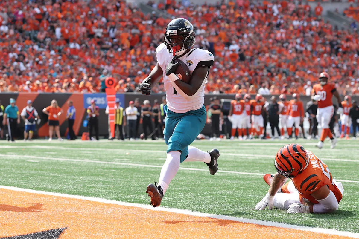 Fantasy Football Start ‘Em, Sit ‘Em: Week 15 lineup picks (and benches) from Justin Boone Fantasy Football Start ‘Em, Sit ‘Em: Week 15 lineup picks (and benches) from Justin Boone