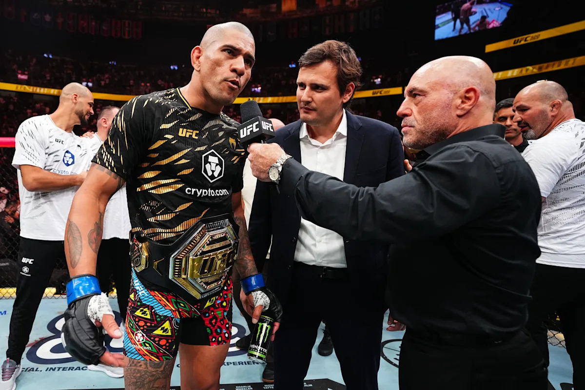 UFC 320: Alex Pereira calls for moment of silence for Jon Jones’ brother Arthur after sudden death UFC 320: Alex Pereira calls for moment of silence for Jon Jones’ brother Arthur after sudden death