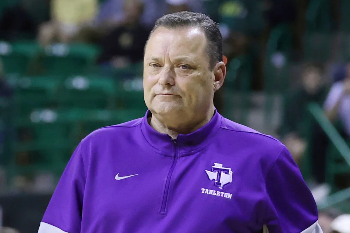 Billy Gillispie reinstated by Tarleton State after university review of anonymous complaint Billy Gillispie reinstated by Tarleton State after university review of anonymous complaint