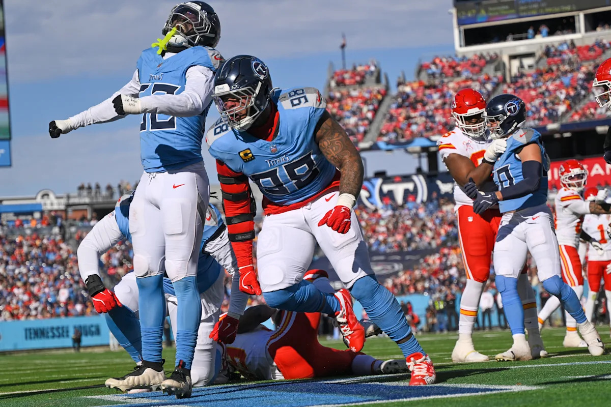 Chiefs’ injury-riddled season hits new low with 26-9 loss to Titans Chiefs’ injury-riddled season hits new low with 26-9 loss to Titans