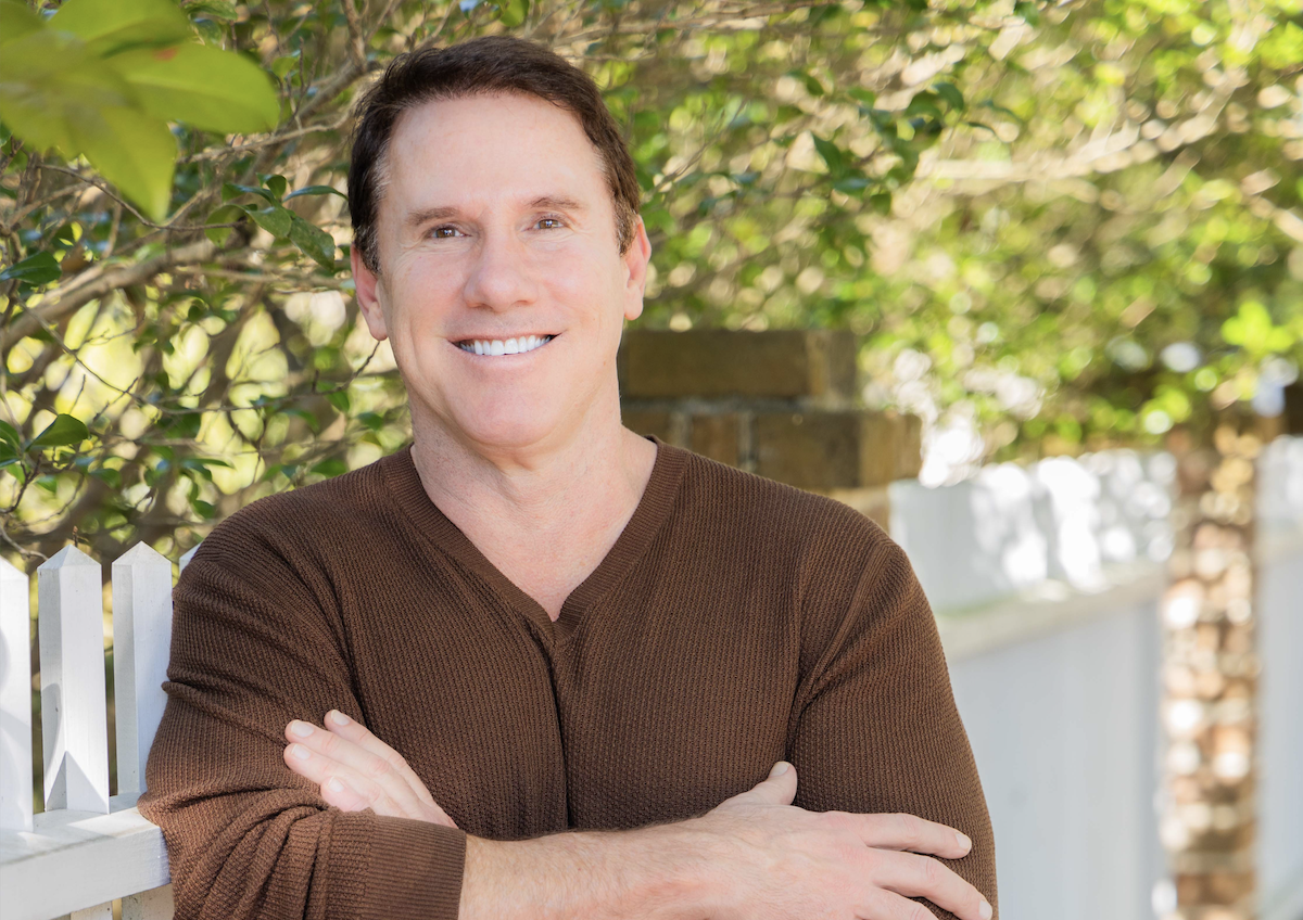 Nicholas Sparks says working with M. Night Shyamalan on ‘Remain’ was among his ‘favourite’ writing experiences Nicholas Sparks says working with M. Night Shyamalan on ‘Remain’ was among his ‘favourite’ writing experiences