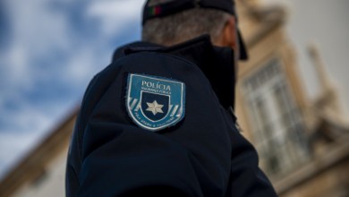 Sete detidos em Ovar suspeitos de agressões em estabelecimento comercial Sete detidos em Ovar suspeitos de agressões em estabelecimento comercial