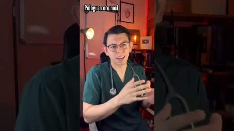 Si te duele la garganta,come algo frio! #medicina #shorts #sabiasque Si te duele la garganta,come algo frio! #medicina #shorts #sabiasque
