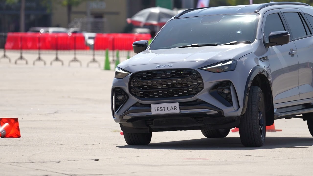 DriveAutoBlog – ลองสมรรถนะ ISUZU D-MAX | MU-X เครื่องยนต์ 2.2 Ddi Max Force ในสนาม Gymkhana Challenge DriveAutoBlog – ลองสมรรถนะ ISUZU D-MAX | MU-X เครื่องยนต์ 2.2 Ddi Max Force ในสนาม Gymkhana Challenge