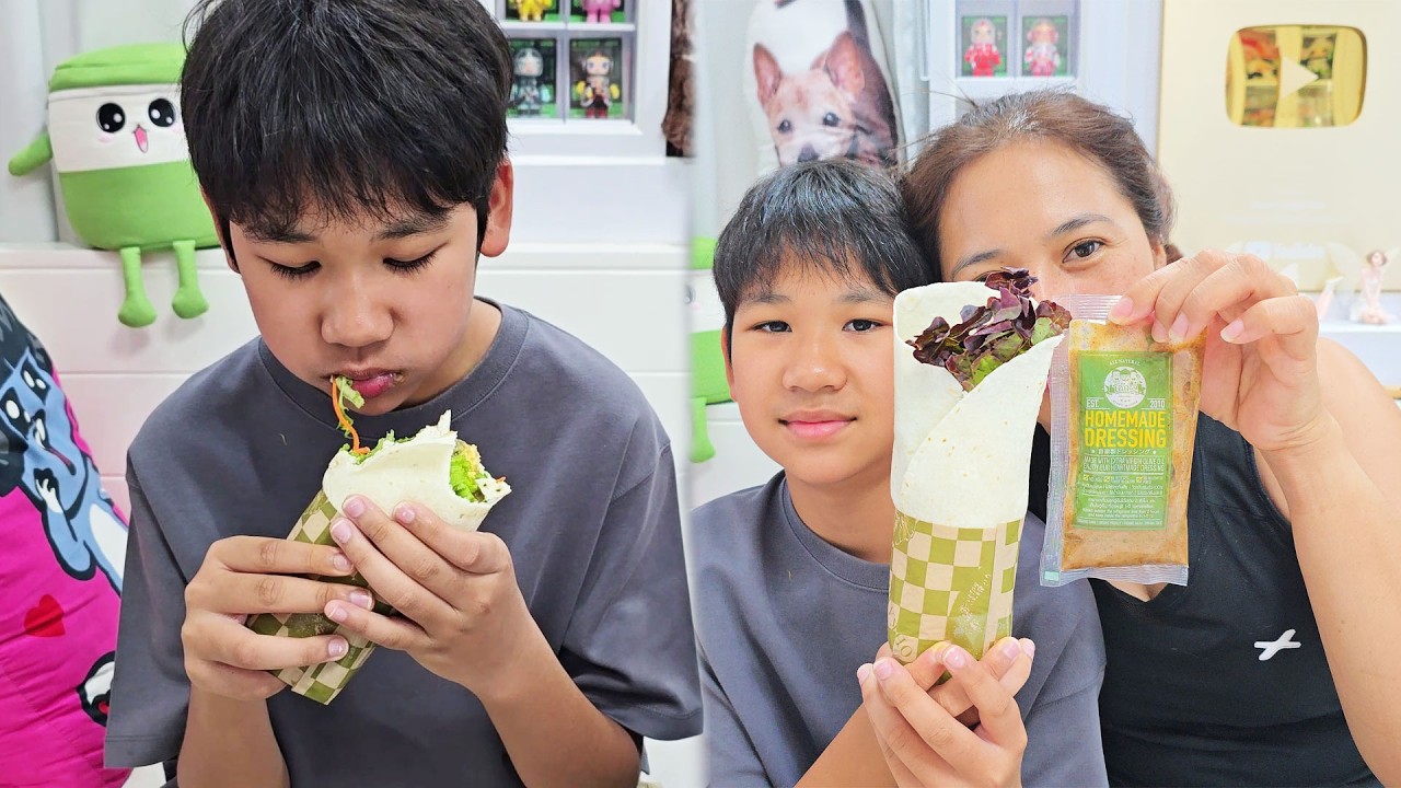 Beam Copphone – น้องบีม | กินโอ้กะจู๋ไก่เทอริยากิไข่หวานแร็พ ครั้งแรกในชีวิต Beam Copphone – น้องบีม | กินโอ้กะจู๋ไก่เทอริยากิไข่หวานแร็พ ครั้งแรกในชีวิต