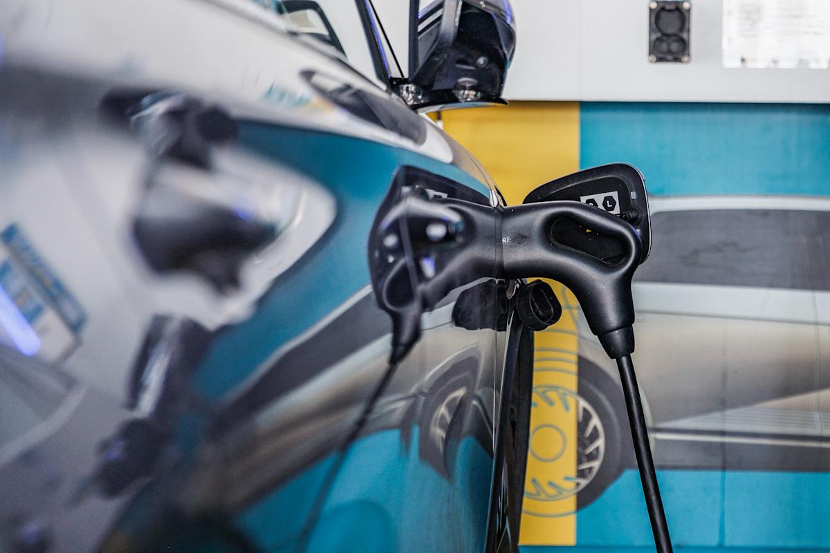 財政預算案2026|電動車「一換一」3月底完 業界:未來半年銷售料挫6成 財政預算案2026|電動車「一換一」3月底完 業界:未來半年銷售料挫6成