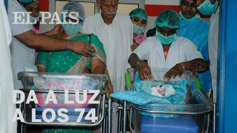 Una mujer de 74 años da a luz a gemelas en India Una mujer de 74 años da a luz a gemelas en India