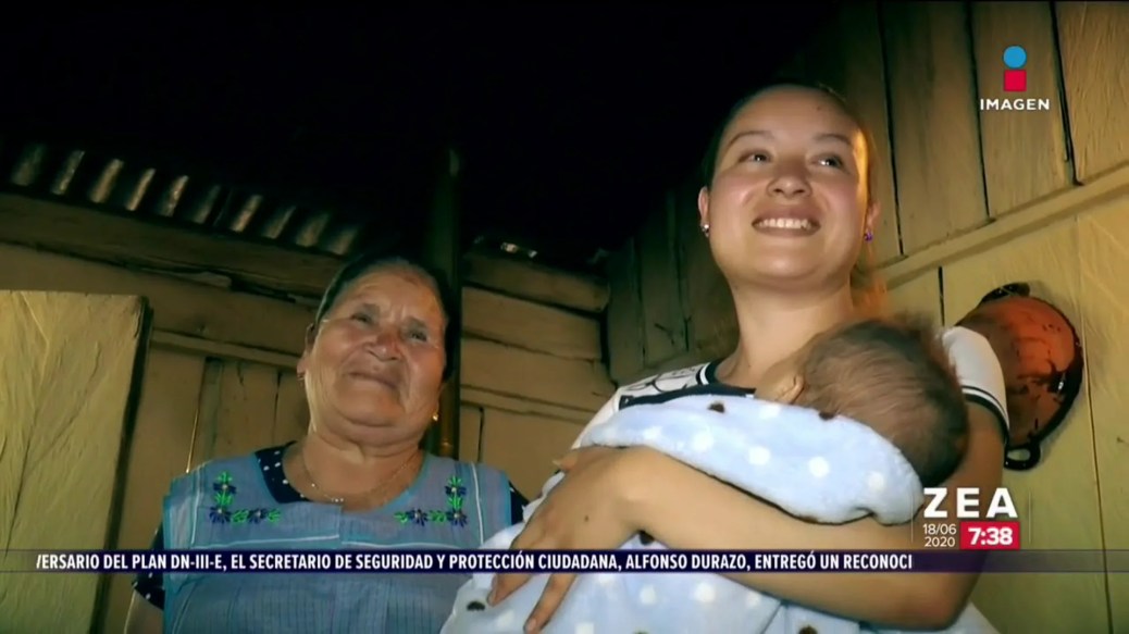 Ella es doña Ángela, una de las mujeres más poderosas de México | Noticias con Paco Zea Ella es doña Ángela, una de las mujeres más poderosas de México | Noticias con Paco Zea