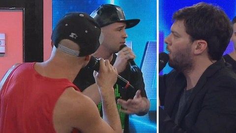 ¡Tensión! Dos raperos dieron batalla y casi se agarran a las trompadas ¡Tensión! Dos raperos dieron batalla y casi se agarran a las trompadas