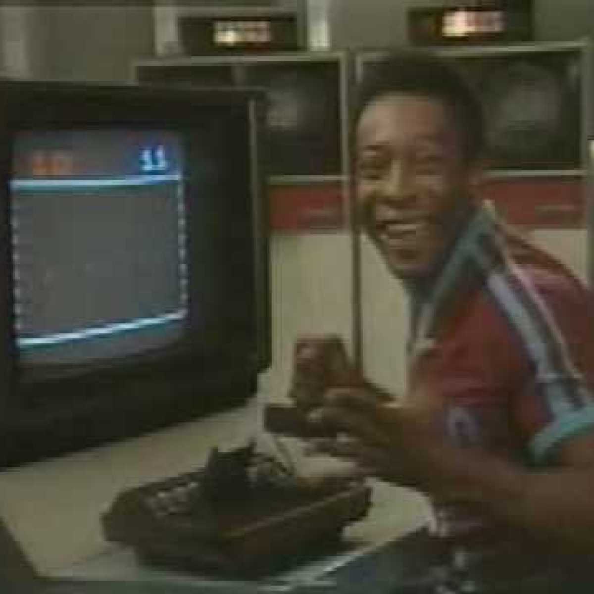 VIDÉO – Pelé est la première personnalité sportive représentée dans un jeu vidéo VIDÉO – Pelé est la première personnalité sportive représentée dans un jeu vidéo