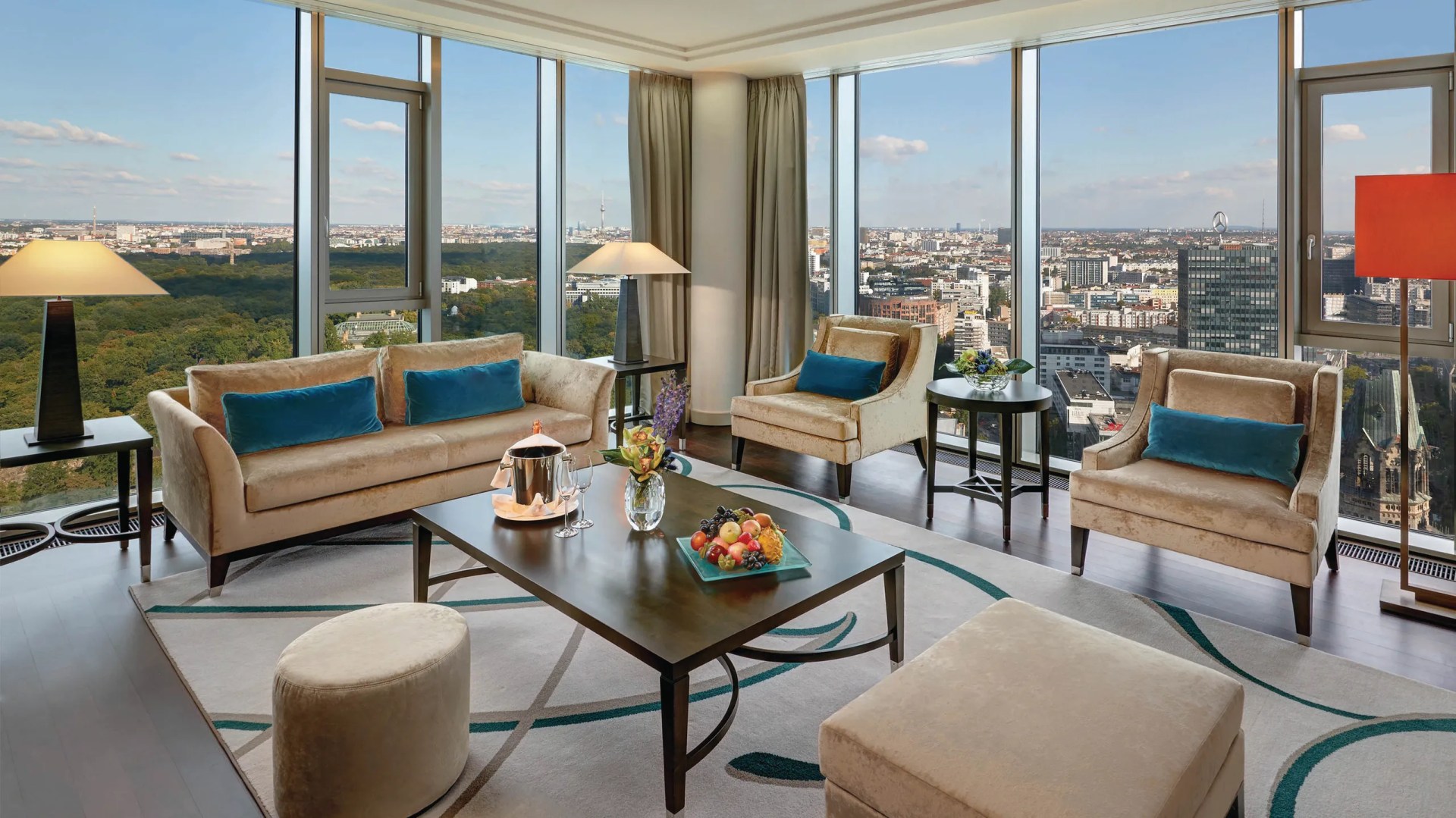 Waldorf Astoria Berlin — Hotel Review Waldorf Astoria Berlin — Hotel Review