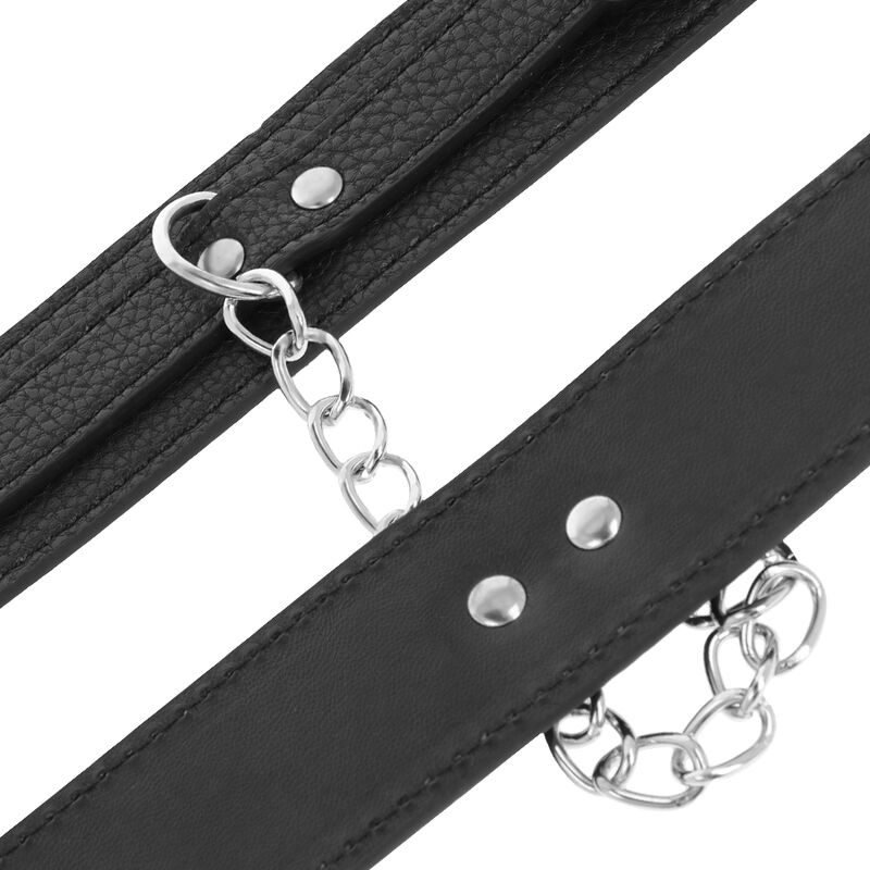 DARKNESS – MENOTTES EN CUIR TEXTURÉ NOIR