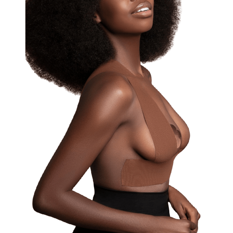 BYE-BRA – BODY TAPE 5 M X 6,5 CM + 3 PAIRES DE CACHE-MATIN MARRON