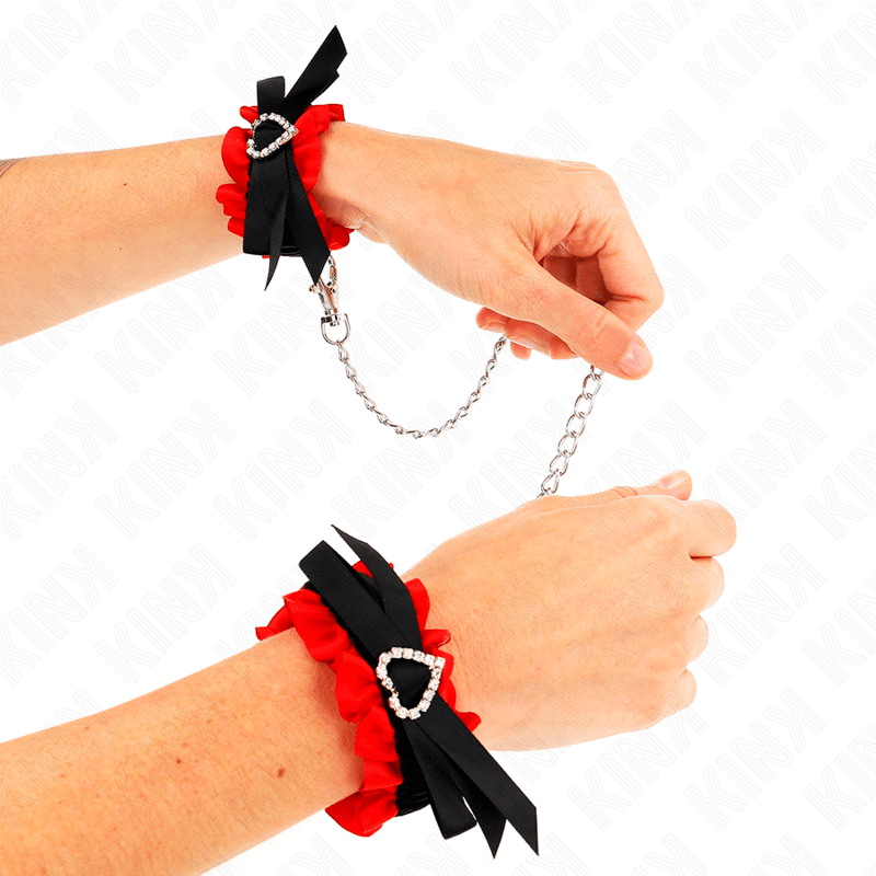 KINK – ATTENTES-POIGNETS ÉLASTIQUES EN DENTELLE DÉTAILS COEUR ROUGE RÉGLABLES 22-35 CM