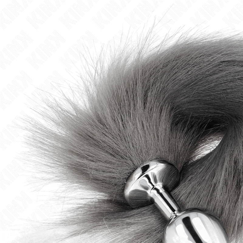 KINK – PLUG ANAL TAILLE M 8 X 3,5 CM AVEC QUEUE SYNTHÉTIQUE 40 CM GRIS ET BLANC