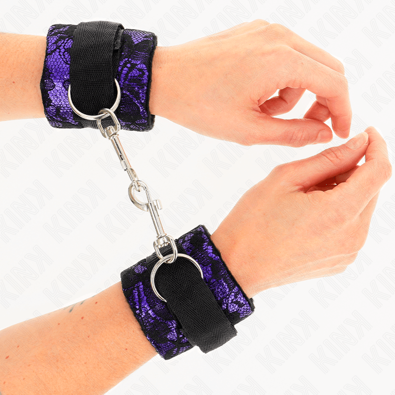KINK – ATTENTES-POIGNETS COURTES EN DENTELLE DE VELOURS ET RELIURE EN NYLON VIOLET / NOIR 23 X 6,5 CM