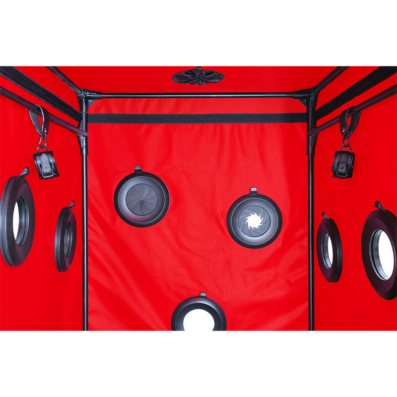 SECRET DOME – KINK CLUB CABIN SCANDALE NOIR ET ROUGE
