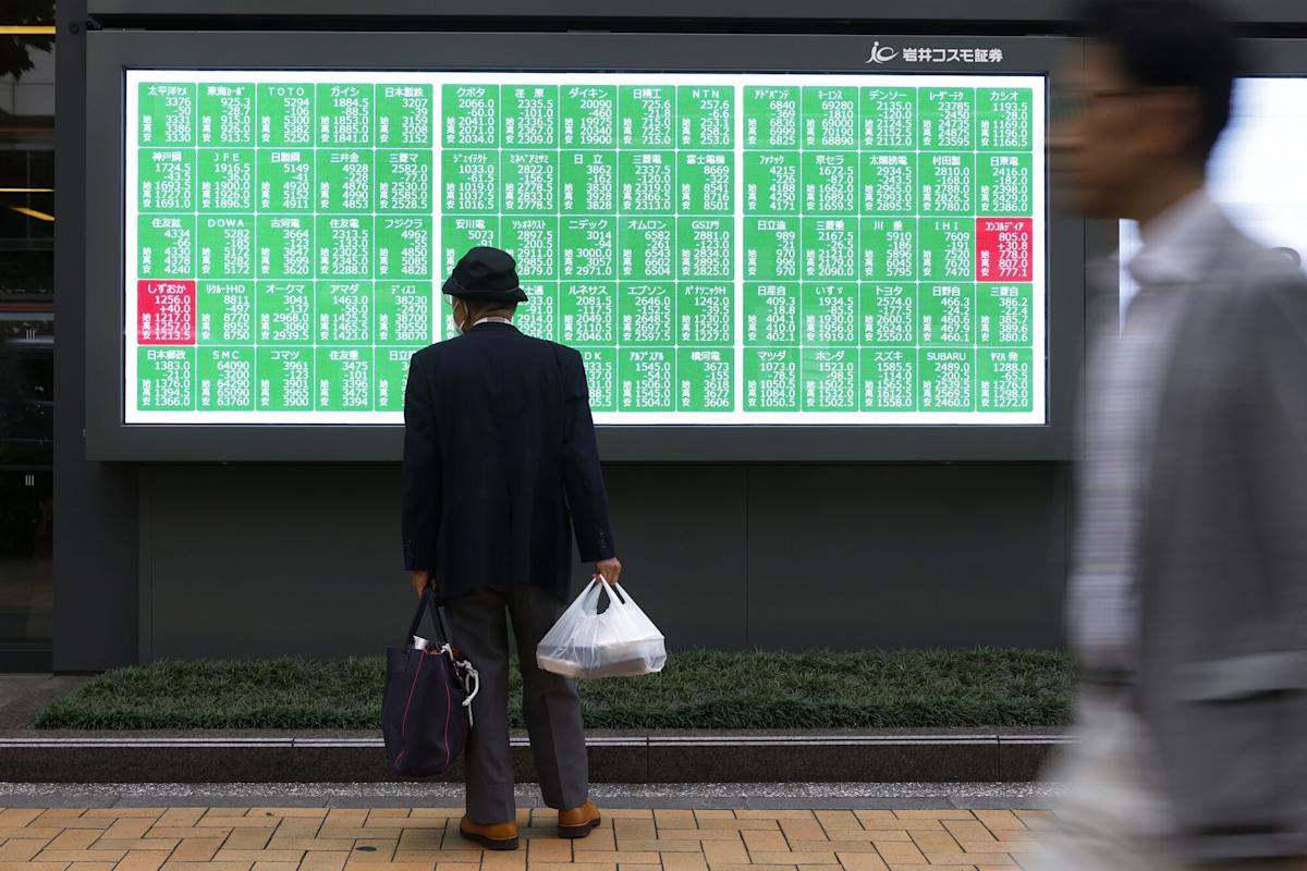 トレーダーらが金利見通しの手掛かりに注目し株価が揺れる:市場は一巡 トレーダーらが金利見通しの手掛かりに注目し株価が揺れる:市場は一巡