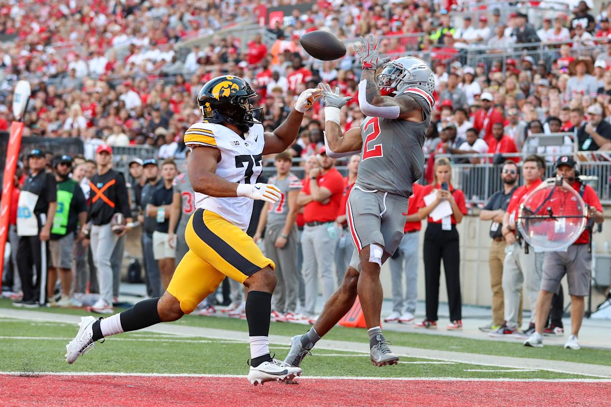 カレッジフットボールの勝者と敗者: アラバマ大の敗北で、オハイオ州立大学とテキサス州がナンバー 1 に浮上しますか? カレッジフットボールの勝者と敗者: アラバマ大の敗北で、オハイオ州立大学とテキサス州がナンバー 1 に浮上しますか?