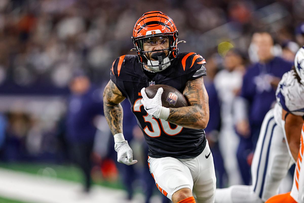 Fantasy Football Storylines to Watch in Week 15: Late-round and waiver-wire RBs prove themselves yet again Fantasy Football Storylines to Watch in Week 15: Late-round and waiver-wire RBs prove themselves yet again