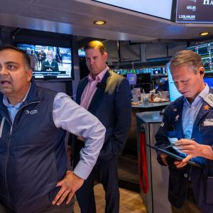 Dow, S&P 500, Nasdaq sink amid jobs report surprise, fresh inflation worries Dow, S&P 500, Nasdaq sink amid jobs report surprise, fresh inflation worries