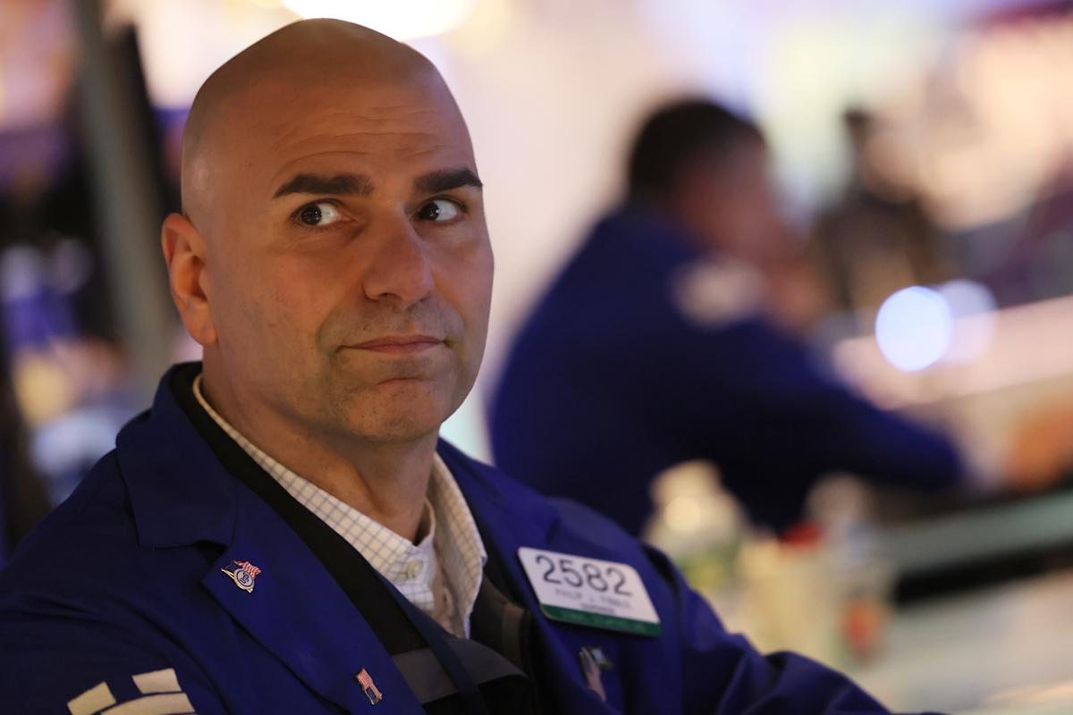 Dow, S&P 500 clinch fresh highs as Nvidia surges to record Dow, S&P 500 clinch fresh highs as Nvidia surges to record