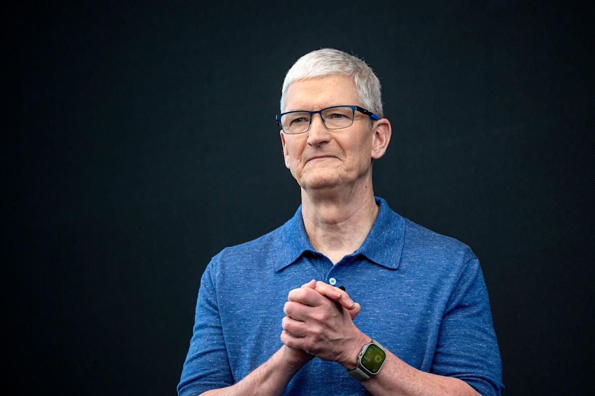 アップルCEOの報酬が18%上昇。会社がダイバーシティ防止策に反対 アップルCEOの報酬が18%上昇。会社がダイバーシティ防止策に反対