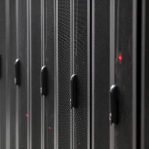 ブラックロックとマイクロソフトがAI投資のために300億ドルを調達 ブラックロックとマイクロソフトがAI投資のために300億ドルを調達