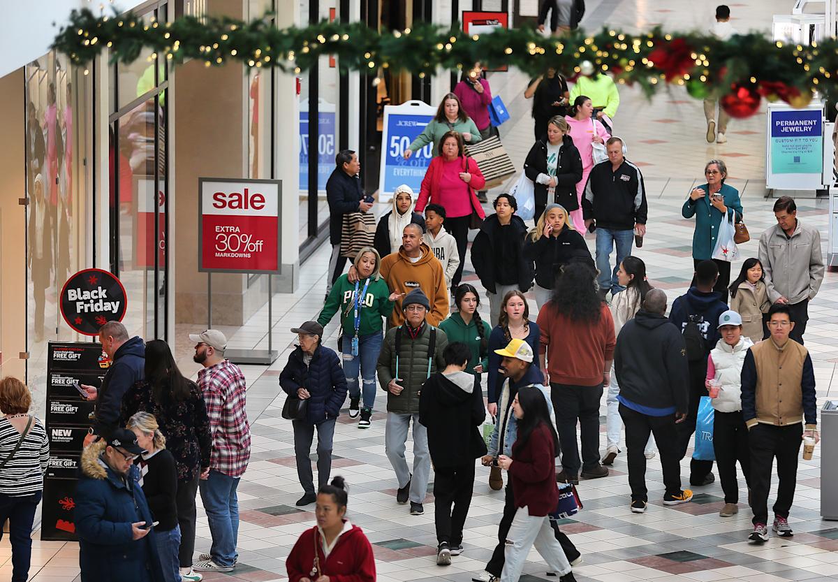 11月の小売売上高はウォール街の予想を上回る 11月の小売売上高はウォール街の予想を上回る