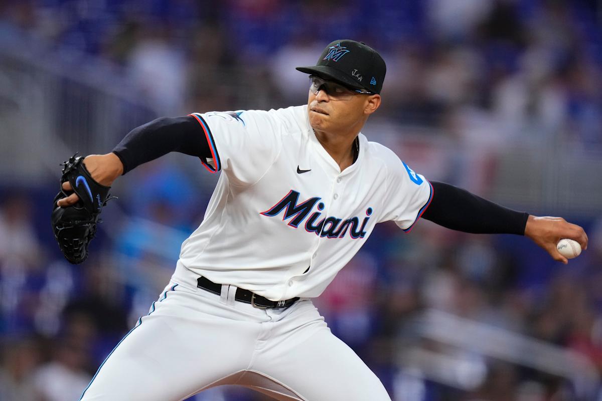 フィリーズがマーリンズとのトレードで左腕スターターのヘスス・ルザルドを獲得 フィリーズがマーリンズとのトレードで左腕スターターのヘスス・ルザルドを獲得