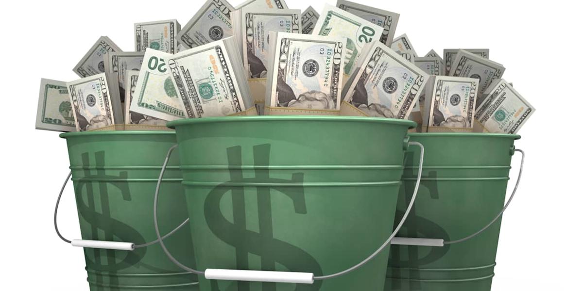 私は250万ドルを持っていますが、決して引退できないのではないかと心配しています。私は不合理なのでしょうか? 私は250万ドルを持っていますが、決して引退できないのではないかと心配しています。私は不合理なのでしょうか?