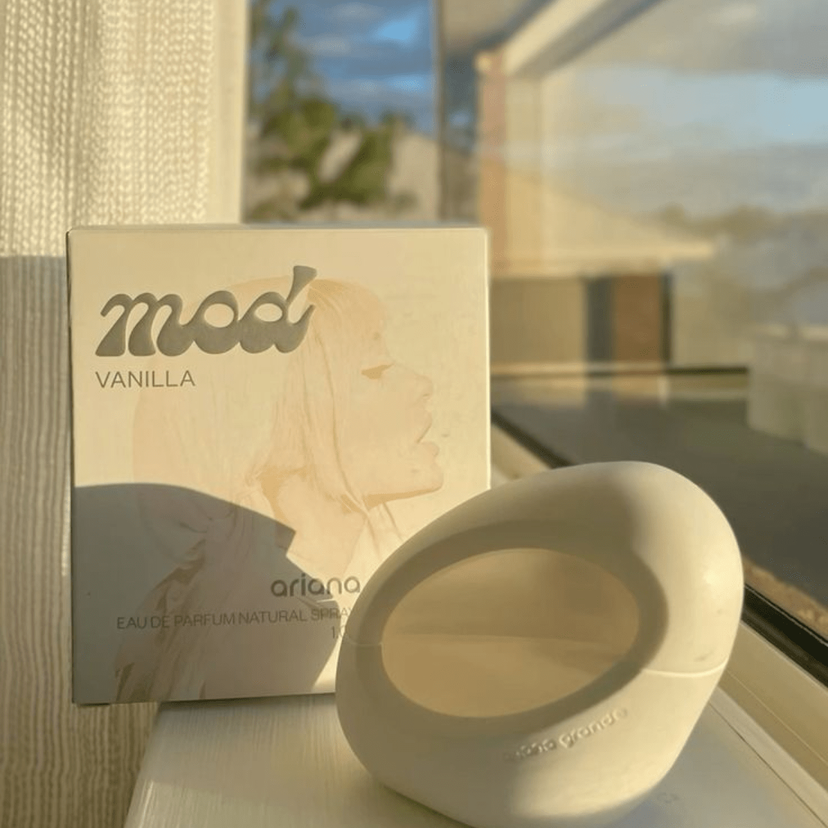 Perfume Ariana Grande Mood Vanilla