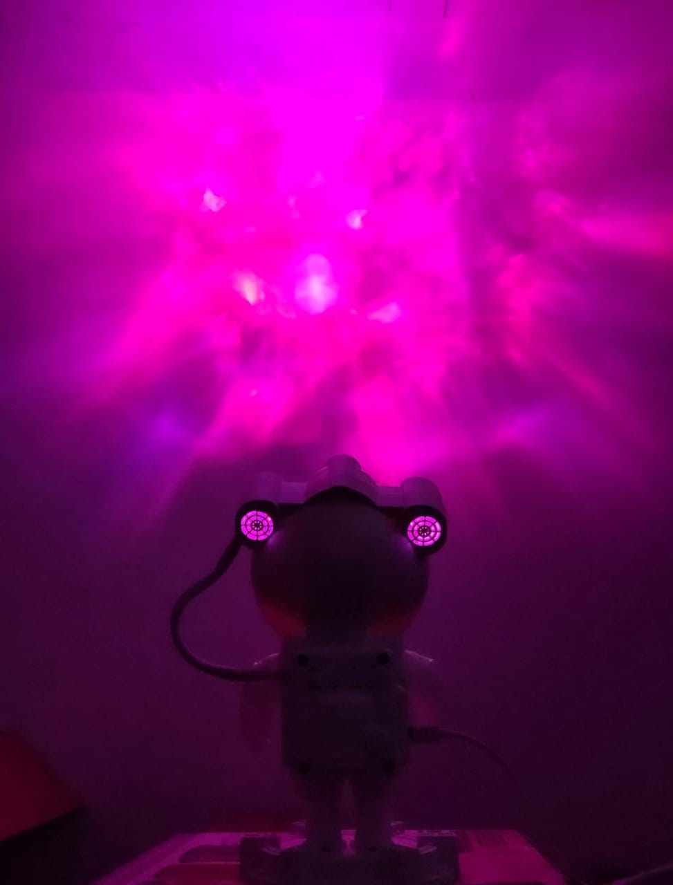 BOCINA PROYECTOR ASTRONAUTA