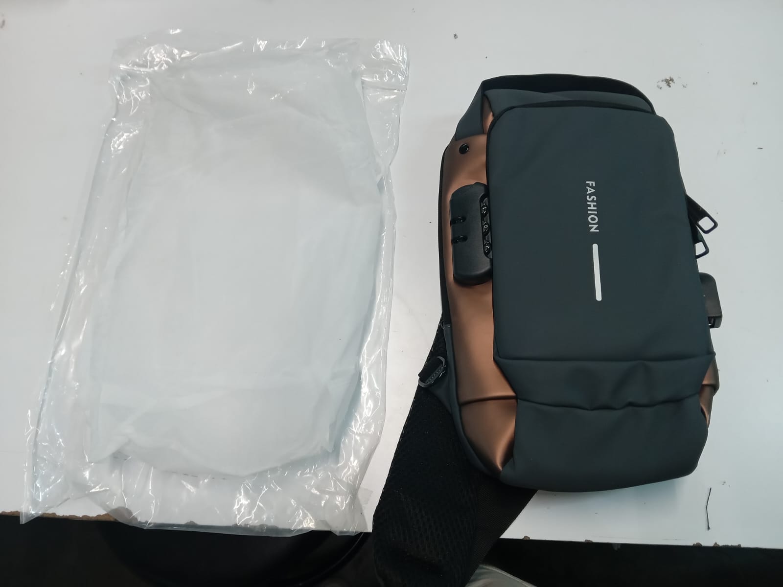 MOCHILA ANTIRROBO