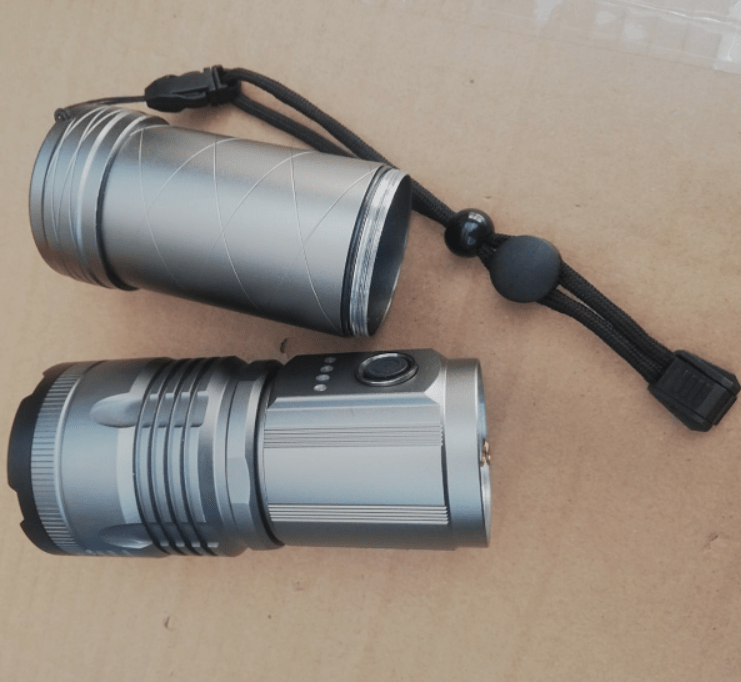 Linterna Ultra Potente Mediana 30000lume