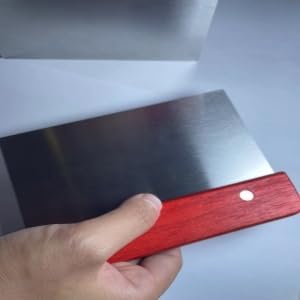 Cumuiu Cortador de banco de masa de 6 x 4 pulgadas, raspador de masa y cortador de acero inoxidable con mango de madera, paquete de 2 (2 unidades)