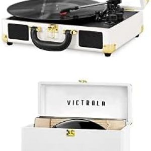 Victrola Tocadiscos portátil vintage con Bluetooth de 3 velocidades con altavoces integrados, color blanco (VSC-550BT-WH) y estuche de transporte y Victrola Tocadiscos portátil vintage con Bluetooth de 3 velocidades con altavoces integrados, color blanco (VSC-550BT-WH) y estuche de transporte y