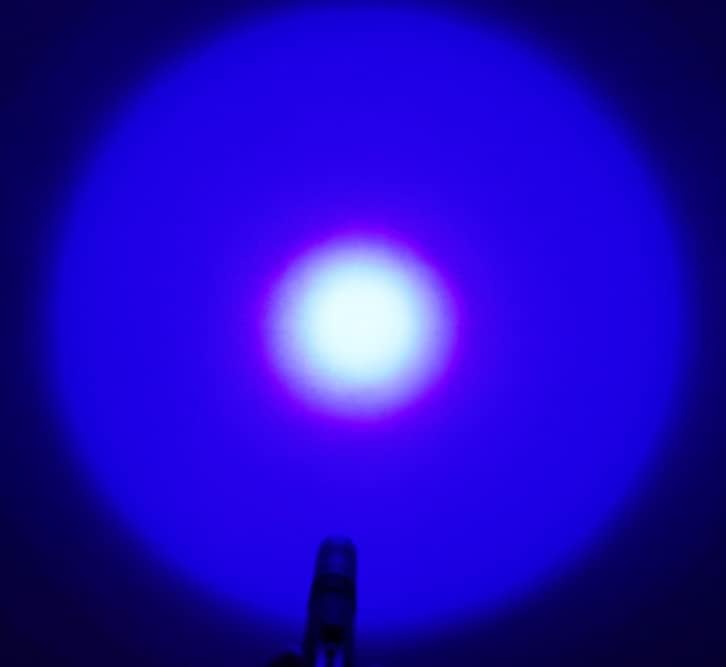 WONDSUNSON 2 x Tipo de pluma luz azul Penlight linterna un modo luz azul LED antorcha para acampar senderismo pesca caza protección animal visión