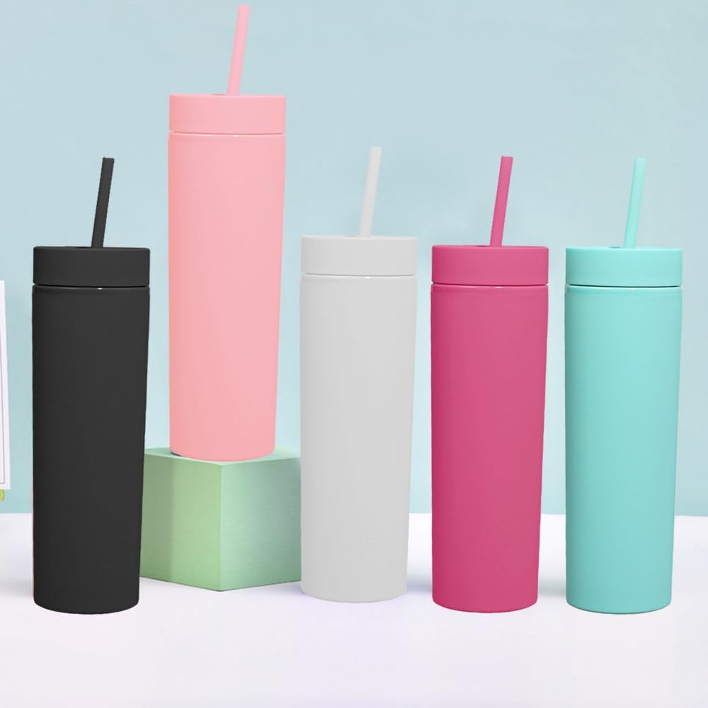 Vasos delgados con tapas y pajitas a granel. Vasos delgados de color negro mate con pajitas. Juego de vasos delgados de plástico de doble pared de