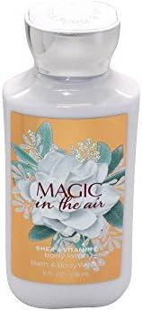 Bath and Body Works Magic In The Air Loción corporal de 8 onzas tamaño completo