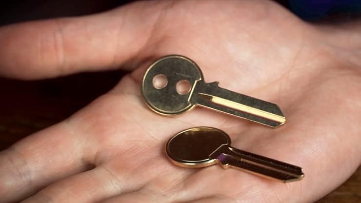 Keymaster Brass (trucos e instrucciones en línea) por Craig Petty