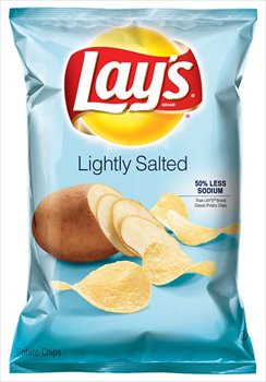 Lay’s Papas fritas ligeramente saladas 9.5 oz (paquete de 6)