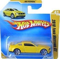 Hot Wheels 2009 2010 Ford Mustang GT Hw Premiere #41 (amarillo) Tarjeta corta