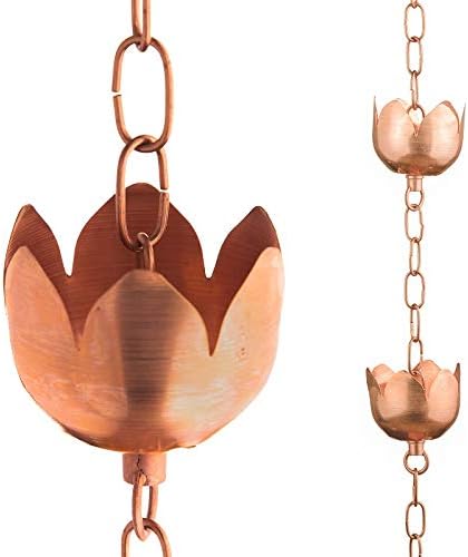 Cadena de lluvia de cobre  Campanas decorativas y tazas reemplazan la canaleta y desvían el agua lejos de casa para una impresionante exhibición de