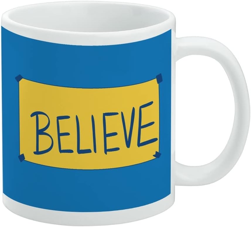 GRAPHICS & MORE Ted Lasso Believe – Taza de café de cerámica, tazas de regalo novedosas para café, té y bebidas calientes, 11 onzas, color blanco