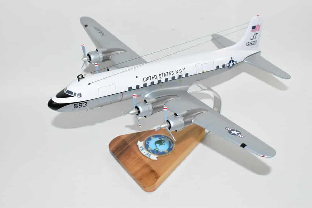 Squadron Nostalgia LLC VR-52 Taskmasters C-118BRD6-1 (1980) Modelo, Escala 178, Caoba, DC-6, Douglas