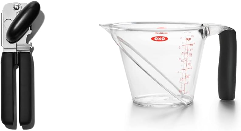 OXO Good Grips – Abrelatas manual de mango suave y taza medidora en ángulo
