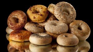 1800nycbagels Fresh New York City – 2 Docenas Surtido 6 Sésamo 6 Liso 6 Cebolla 6 Todo